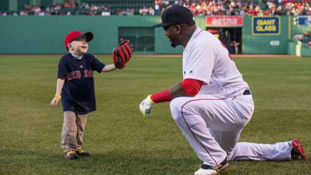 david-ortiz-meets-fan-first-pitch-video.jpg
